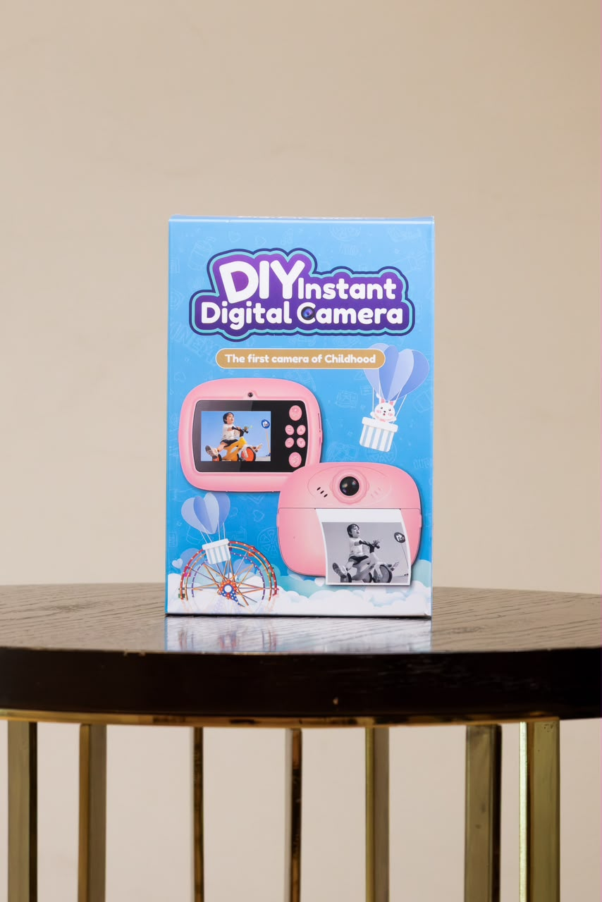 DIY instant digital camera retail box front view